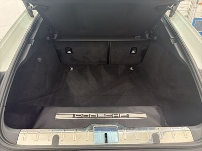 2021 Porsche Panamera - Photo 24