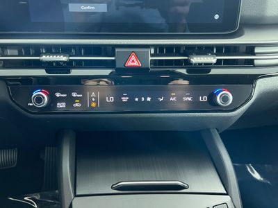 2026 Kia Sportage Hybrid — photo 26 view