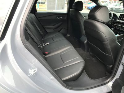 2024 Honda Accord Hybrid Sport-L Sedan - Photo 10