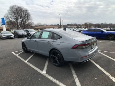 2024 Honda Accord Hybrid Sport-L Sedan - Photo 12