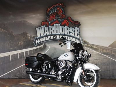 2025 Harley-Davidson FLHC - Heritage Classic - Photo 3