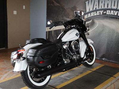 2025 Harley-Davidson FLHC - Heritage Classic - Photo 7