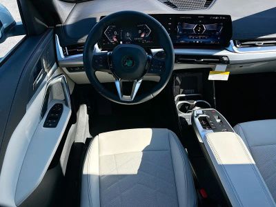 2026 BMW X1 — photo 16 view