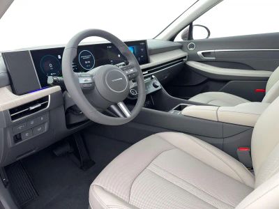 2026 Hyundai Sonata Hybrid — photo 14 view