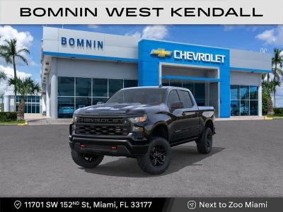 2026 Chevrolet Silverado 1500 Custom Trail Boss in Black — front three-quarter view