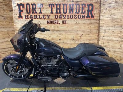 2025 Harley-Davidson FLHX - Street Glide — photo 8 view