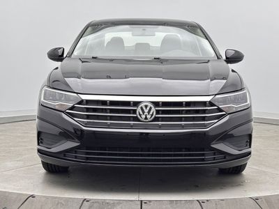 2021 Volkswagen Jetta - Photo 2