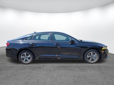 2023 Kia K5 - Photo 2