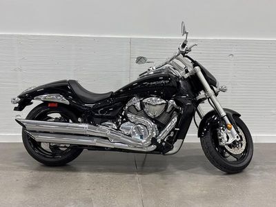2025 Suzuki Boulevard M109R - Photo 11