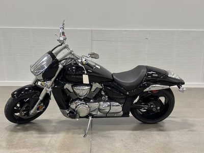 2025 Suzuki Boulevard M109R - Photo 12