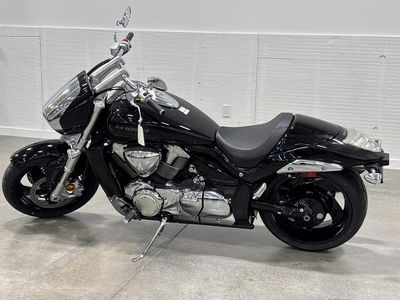 2025 Suzuki Boulevard M109R - Photo 10