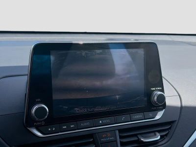 2022 Nissan Altima — photo 11 view