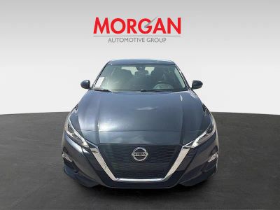2022 Nissan Altima — side profile view