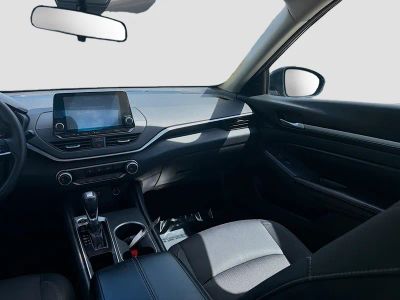 2022 Nissan Altima — photo 19 view