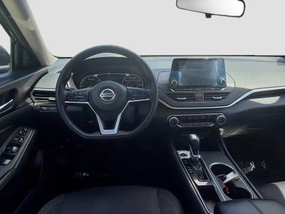 2022 Nissan Altima — photo 18 view
