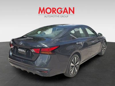2022 Nissan Altima — engine compartment view