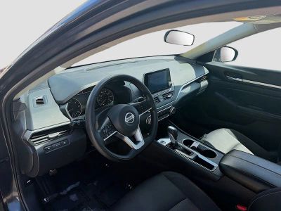 2022 Nissan Altima — photo 7 view