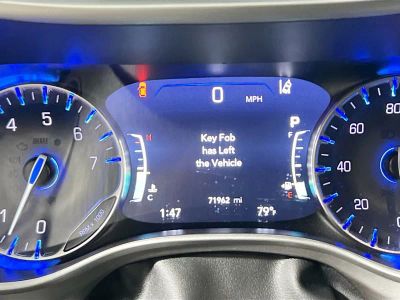 2024 Chrysler Pacifica — photo 19 view