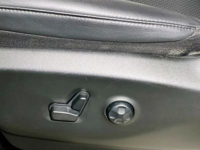 2024 Chrysler Pacifica — photo 13 view