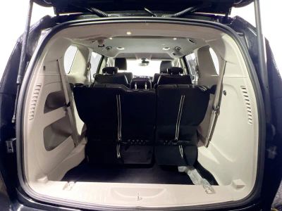 2024 Chrysler Pacifica — photo 30 view