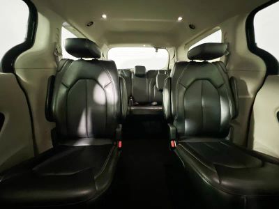 2024 Chrysler Pacifica — photo 29 view