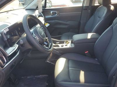 2025 Kia Sorento — photo 8 view