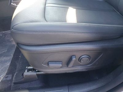 2025 Kia Sorento — photo 9 view