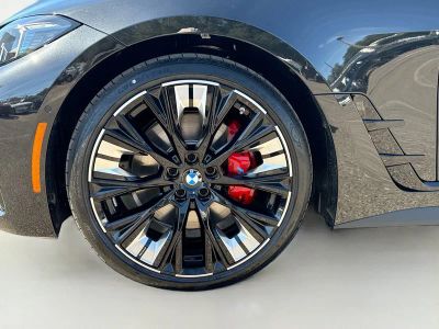 2026 BMW 4 Series — photo 41 view