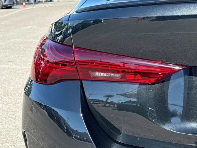 2026 BMW 4 Series — photo 10 view