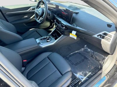 2026 BMW 4 Series — photo 14 view