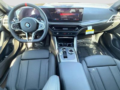 2026 BMW 4 Series — photo 16 view