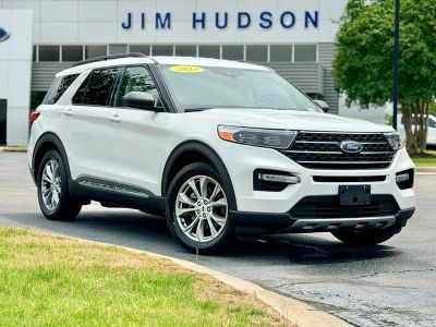 2023 Ford Explorer — side profile view