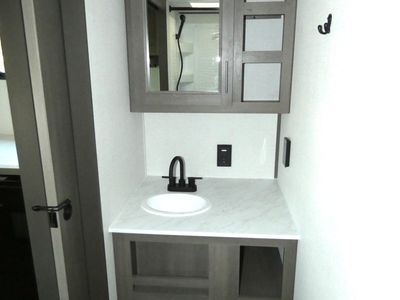 2026 Grand Design Transcend One - Photo 14