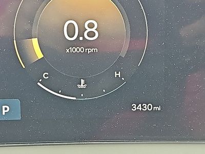 2025 Hyundai Tucson — photo 9 view