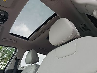 2025 Hyundai Tucson — photo 10 view