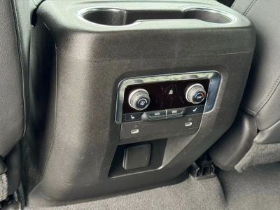 2023 Chevrolet Suburban - Photo 38