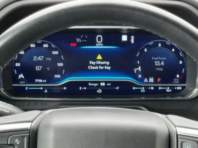 2023 Chevrolet Suburban - Photo 3
