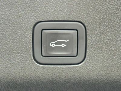 2023 Chevrolet Suburban - Photo 42