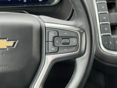 2023 Chevrolet Suburban - Photo 28