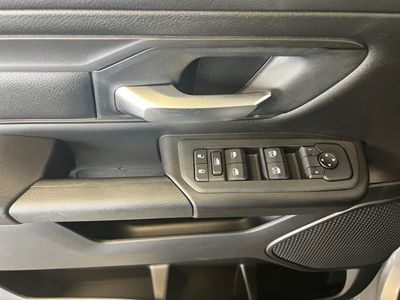 2025 Ram 1500 — photo 7 view