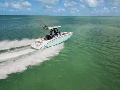 2025 Yamaha Boats 255 FSH Sport H - Photo 1