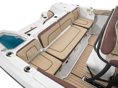 2025 Yamaha Boats 255 FSH Sport H - Photo 5