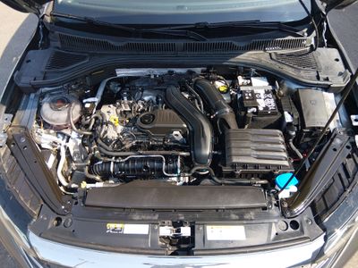 2024 Volkswagen Jetta — photo 9 view