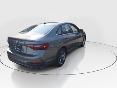 2024 Volkswagen Jetta — photo 7 view