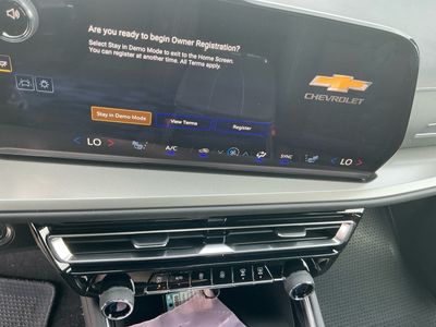 2026 Chevrolet Traverse — photo 12 view