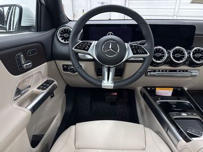 2026 Mercedes-Benz GLB — photo 21 view
