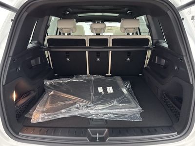 2026 Mercedes-Benz GLB — photo 24 view