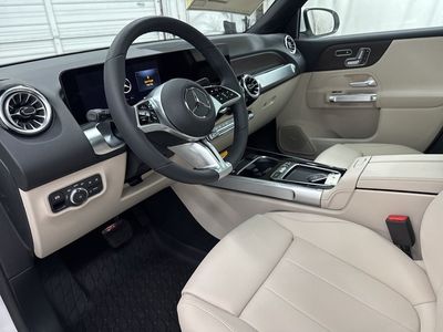 2026 Mercedes-Benz GLB — photo 12 view