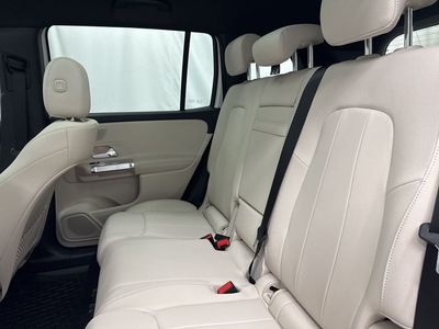 2026 Mercedes-Benz GLB — photo 19 view