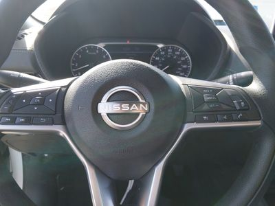 2024 Nissan Sentra — photo 12 view
